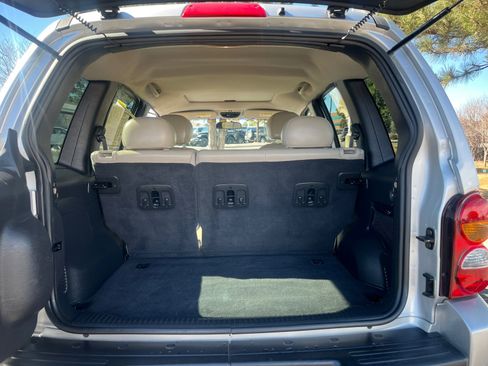 Used 2002 Jeep Liberty Limited image 34