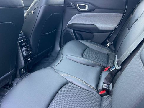 New 2026 Jeep Compass Latitude AWD/4WD image 12