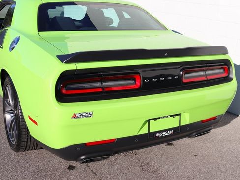 Used 2023 Dodge Challenger R/T RWD image 9