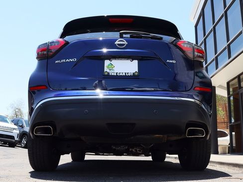Used 2023 Nissan Murano S image 12