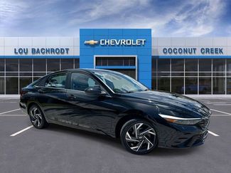 Used 2025 Hyundai Elantra SEL FWD video 1