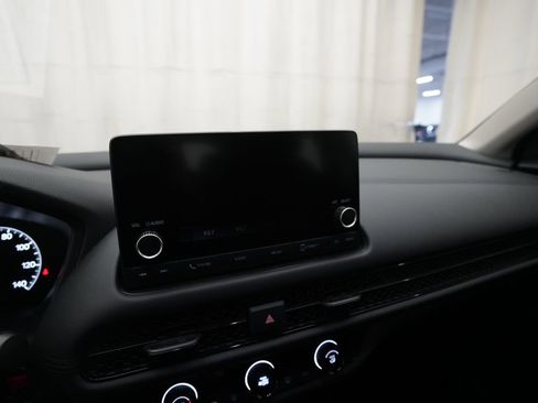 Certified 2024 Honda HR-V LX image 6