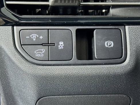 New 2026 Kia Sportage EX image 10