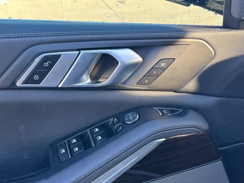 Used 2020 BMW X5 xDrive40i w/ Premium Package image 27