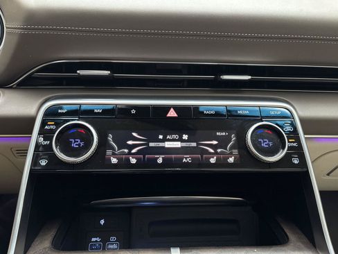 Used 2024 Genesis GV80 3.5T Advanced AWD/4WD image 21