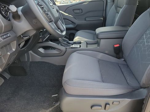 New 2026 Nissan Frontier SV w/ Tow Package image 15