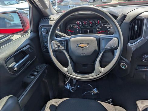 Used 2022 Chevrolet Silverado 1500 Custom AWD/4WD image 17