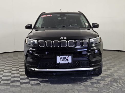 Used 2022 Jeep Compass Limited w/ Elite Group AWD/4WD image 2