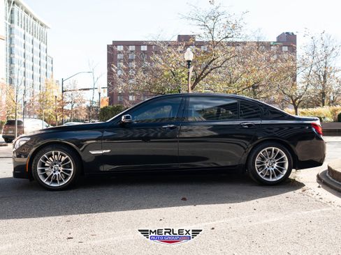 Used 2014 BMW 750Li xDrive image 4