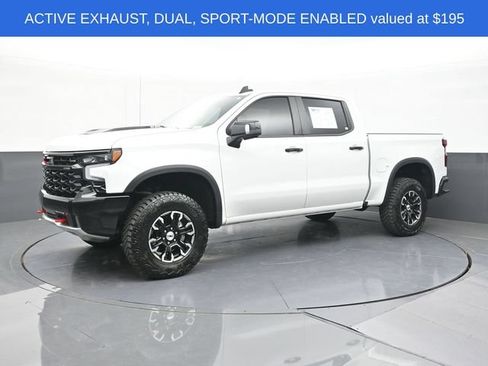 Used 2024 Chevrolet Silverado 1500 ZR2 w/ Technology Package AWD/4WD image 7