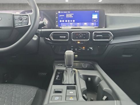 New 2026 Nissan Sentra SV image 3