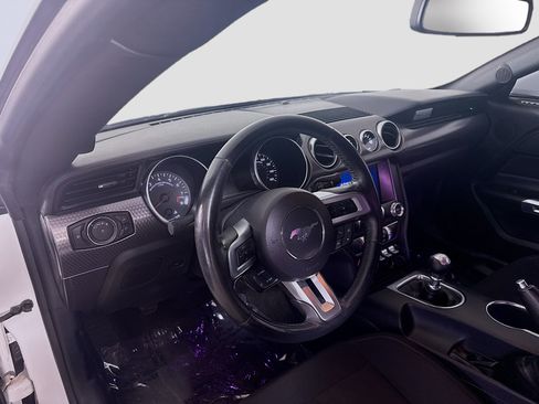 Used 2018 Ford Mustang GT w/ GT Performance Package RWD image 21