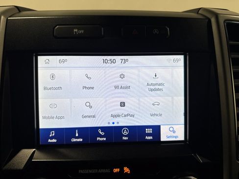 Used 2019 Ford F150 Lariat w/ Equipment Group 502A Luxury AWD/4WD image 40