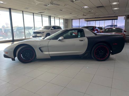 Used 2004 Chevrolet Corvette Z06 w/ Memory Package image 4