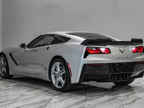 Used 2017 Chevrolet Corvette Stingray Coupe w/ 3LT Preferred Equipment Group RWD image 12