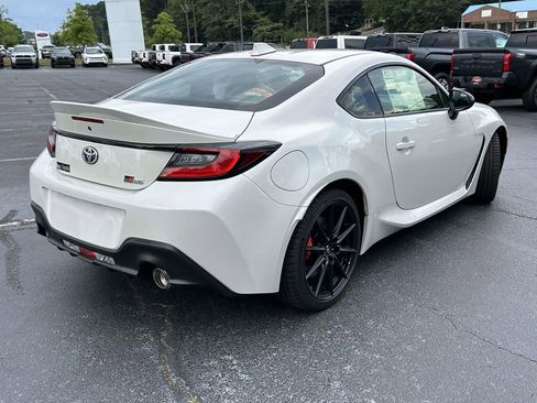 New 2026 Toyota GR86 Premium w/ Performance Package RWD image 3