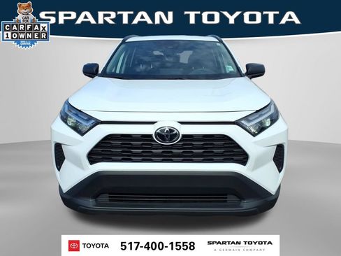 Used 2025 Toyota RAV4 LE AWD/4WD image 2