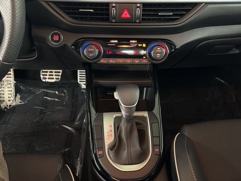 Used 2023 Kia Forte GT-Line FWD image 18