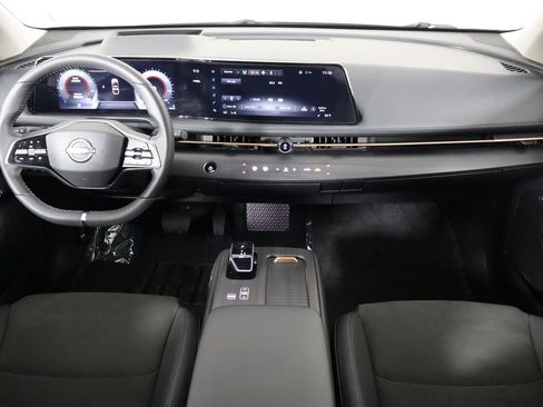 Used 2024 Nissan Ariya AWD image 13