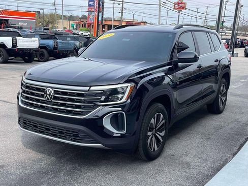 Used 2024 Volkswagen Atlas SE image 7