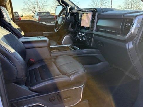 Used 2026 Ford F450 Platinum w/ FX4 Off-Road Package image 15