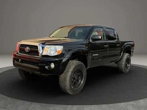 Used 2011 Toyota Tacoma PreRunner w/ SR5 Pkg #2 image 1