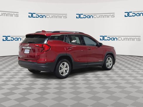 Used 2019 GMC Terrain SLE w/ Driver Convenience Package FWD image 8
