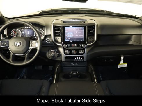 New 2026 RAM 1500 Express AWD/4WD image 14