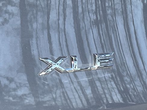 Used 2024 Toyota Grand Highlander XLE image 28