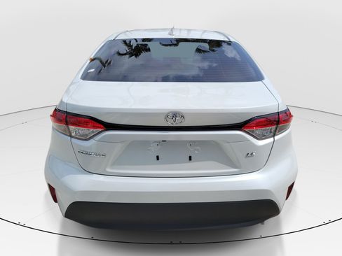 Certified 2025 Toyota Corolla LE FWD image 6