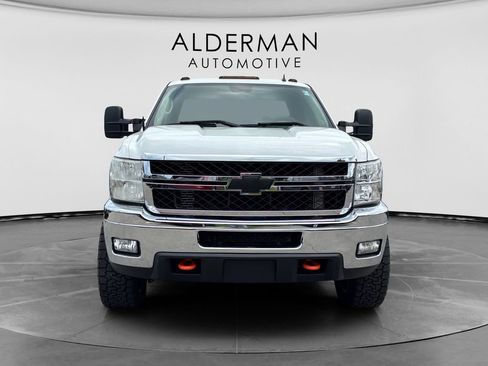 Used 2011 Chevrolet Silverado 2500 LTZ w/ LTZ Plus Package AWD/4WD image 8
