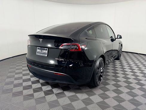 Used 2023 Tesla Model Y Long Range image 5