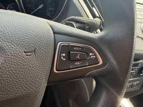 Used 2017 Ford Escape SE AWD/4WD image 21