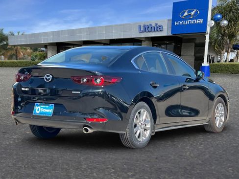 Used 2025 MAZDA MAZDA3 s image 3
