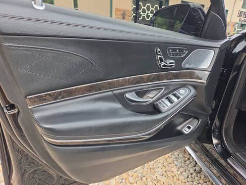 Used 2016 Mercedes-Benz S 63 AMG 4MATIC Sedan image 18