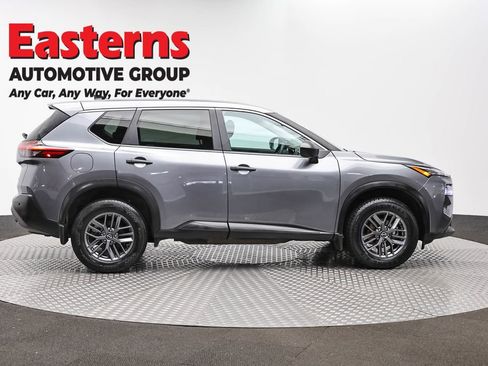 Used 2023 Nissan Rogue S AWD/4WD image 4