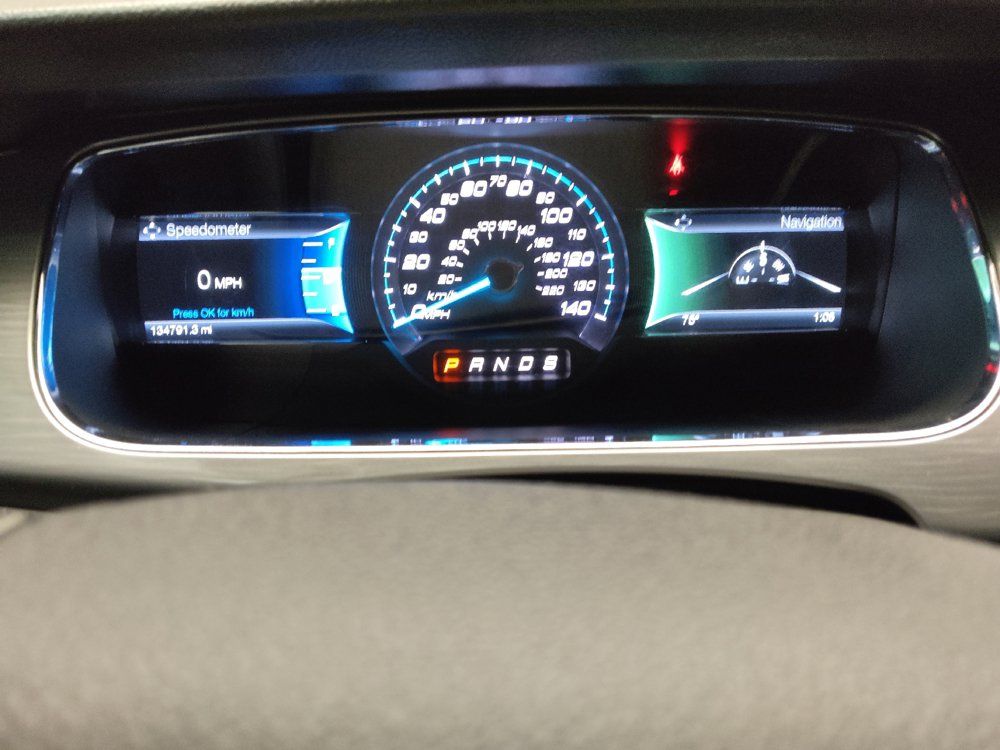 Used 2018 Ford Taurus SEL w/ Equipment Group 201A FWD image 23