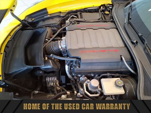 Used 2015 Chevrolet Corvette Stingray Coupe w/ Carbon Flash Badge Package image 29