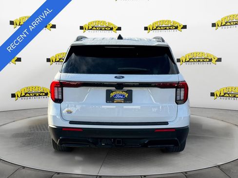 Certified 2025 Ford Explorer ST-Line w/ Premium Package image 4