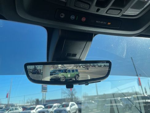 Used 2022 GMC Sierra 2500 AT4 w/ AT4 Premium Plus Package image 44