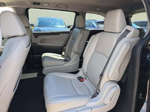 Used 2019 Honda Odyssey Elite image 11