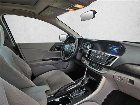 Used 2015 Honda Accord EX image 9