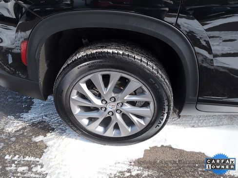 Used 2025 Buick Enclave Preferred image 4