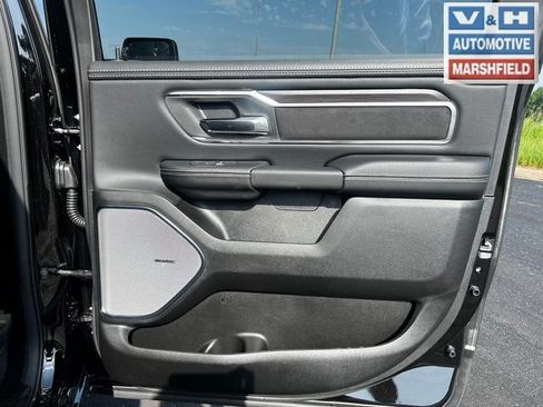 Used 2025 RAM 1500 Laramie AWD/4WD image 14