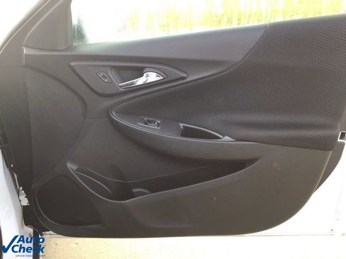 Used 2023 Chevrolet Malibu LT image 21