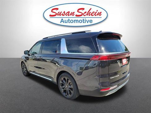 Used 2022 Kia Carnival SX FWD image 26