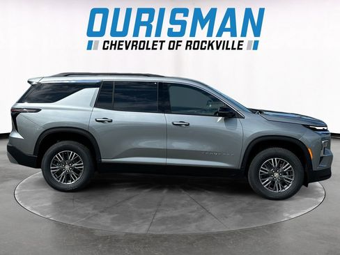 New 2026 Chevrolet Traverse LT w/ Driver Confidence Package FWD image 7