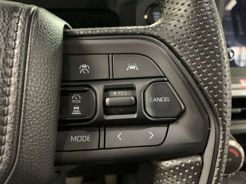 Used 2024 Toyota Tacoma SR5 AWD/4WD image 20