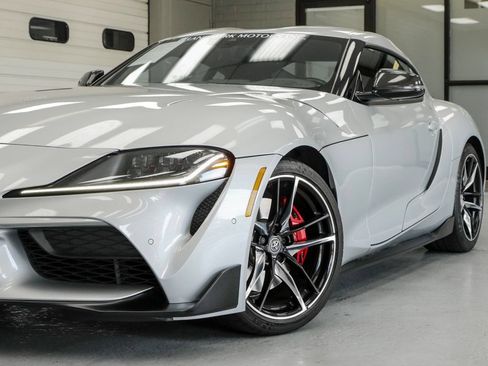 Used 2020 Toyota Supra Premium w/ Driver Assist Package RWD image 8