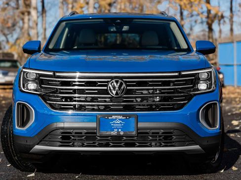 New 2026 Volkswagen Atlas SEL image 3